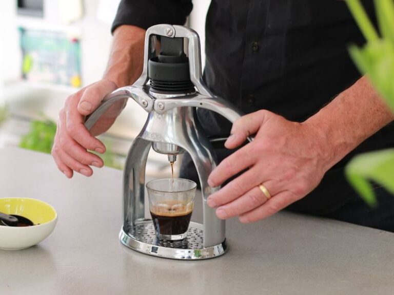 dung cu pha espresso bang tay 0